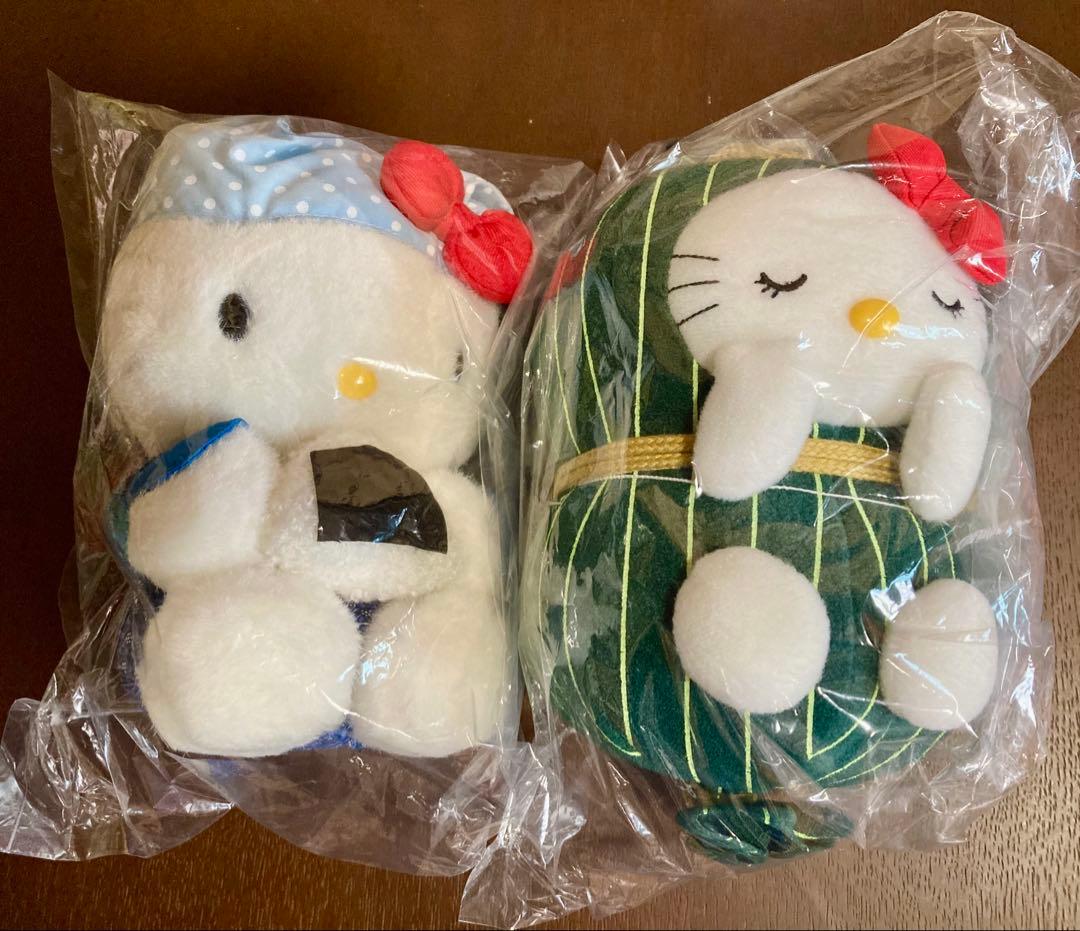 ご当地キティ　ハローキティ ぬいぐるみ新潟おにぎり＆笹団子のセット　2001年他