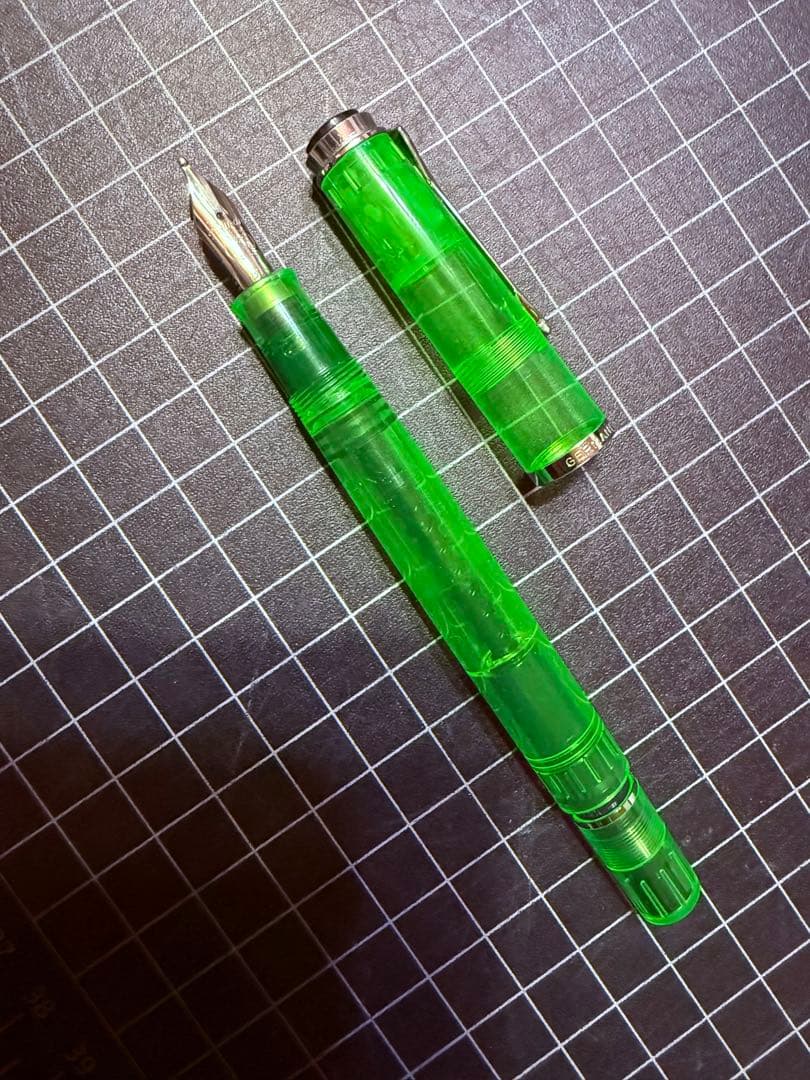 Pelikan ペリカン M205 万年筆 ペン先BB ボトルインクセット