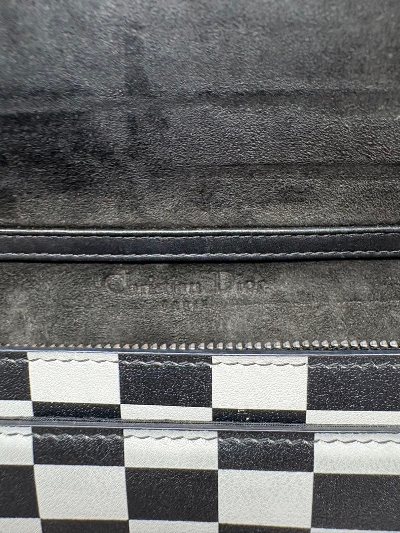 Christian Dior クリスチャンディオール 黒白チェーンウォレット