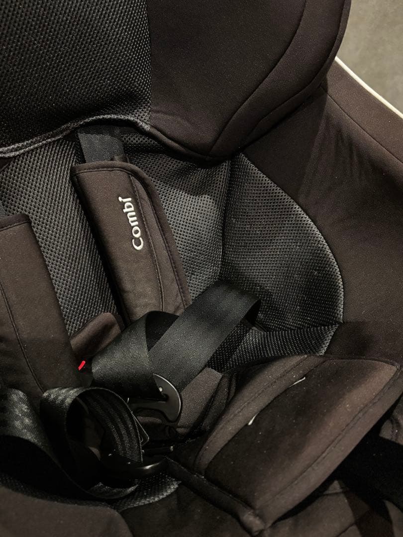 コンビ　クルムーヴ スマート ISOFIX エッグショック JJ-650
