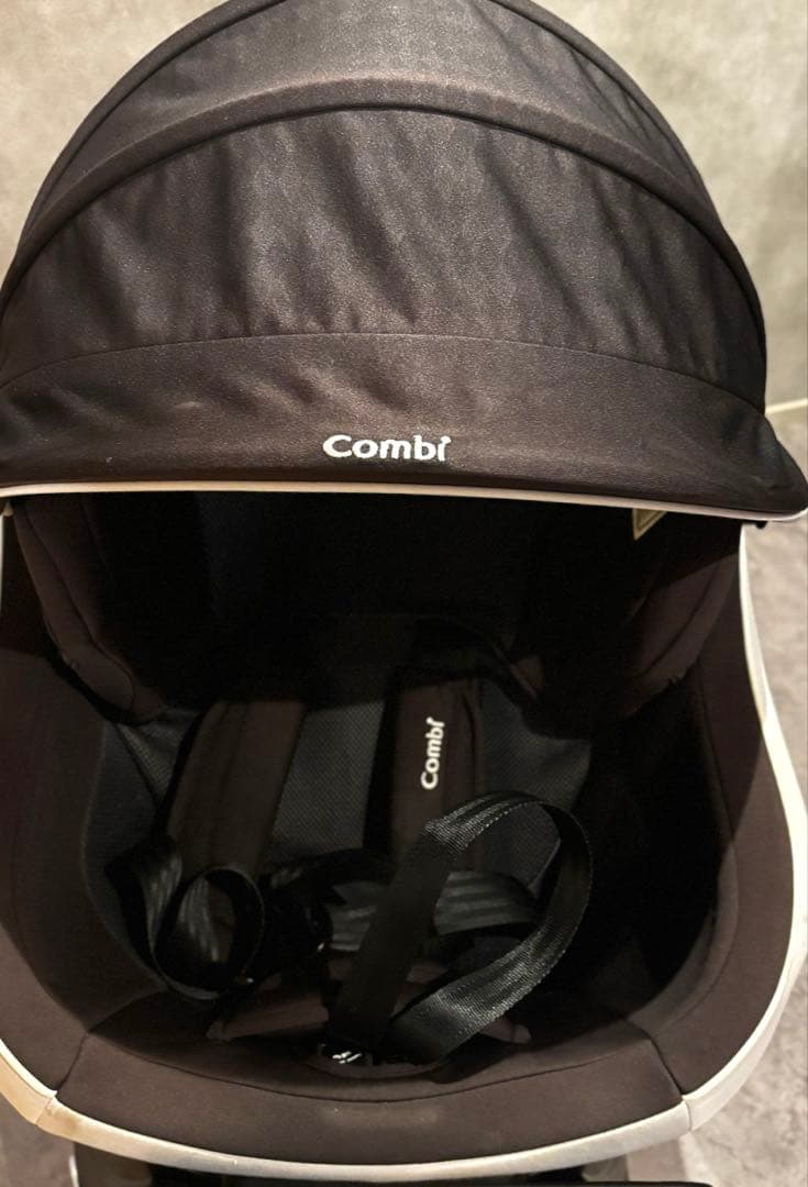 コンビ　クルムーヴ スマート ISOFIX エッグショック JJ-650