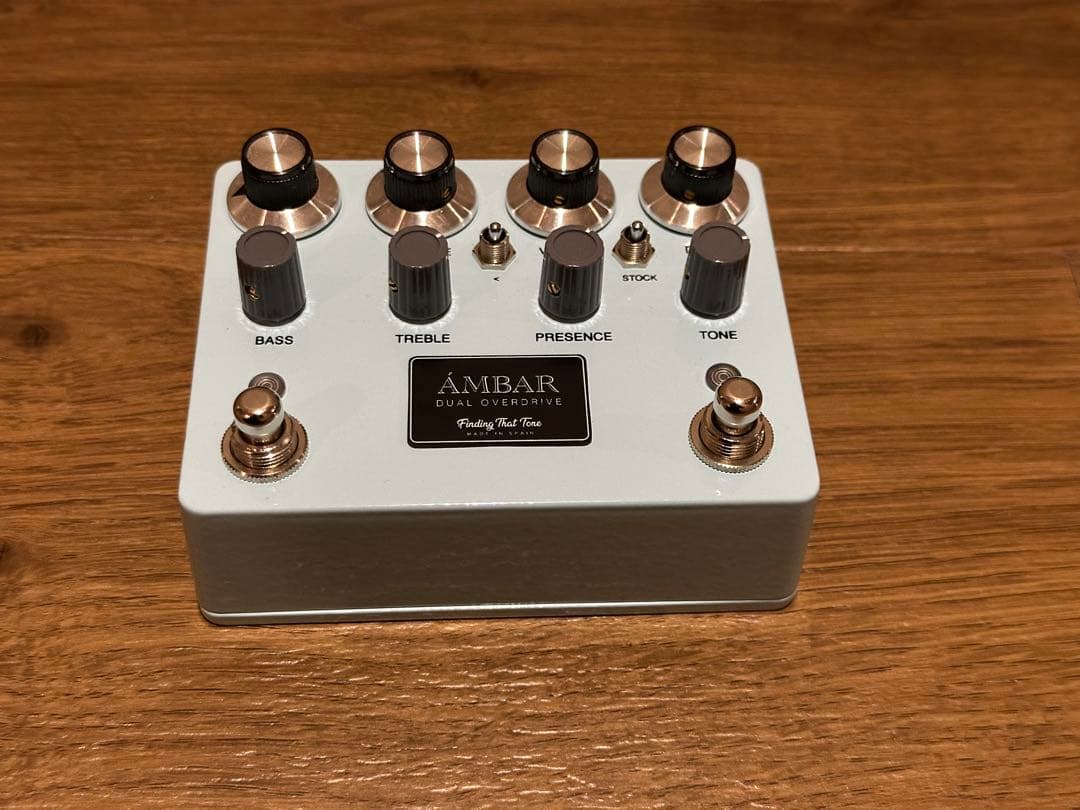 ギター Finding That Tone AMBAR/SONIC BLUE