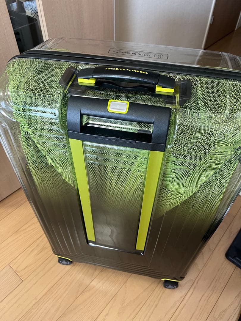 限定サムソナイトDIESEL /キャリーケース74 ノベルティ付