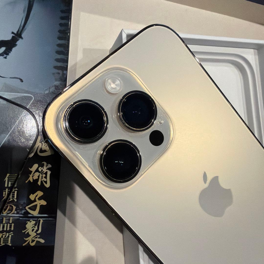 iPhone 14 Pro ゴールド 256GB