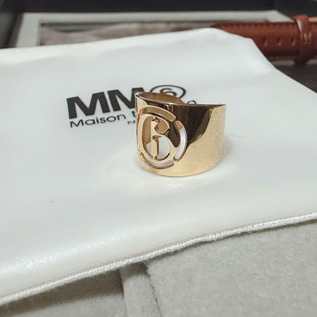 MM6 メゾン マルジェラ オープンバンドゴールドトーンロゴリング