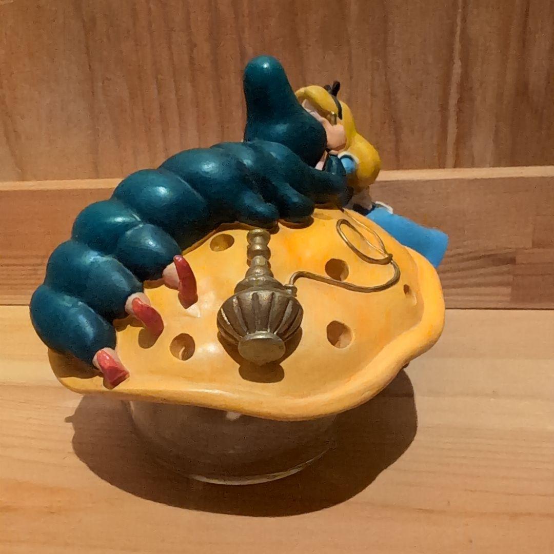 不思議の国のアリス　フィギュア　小物入れ