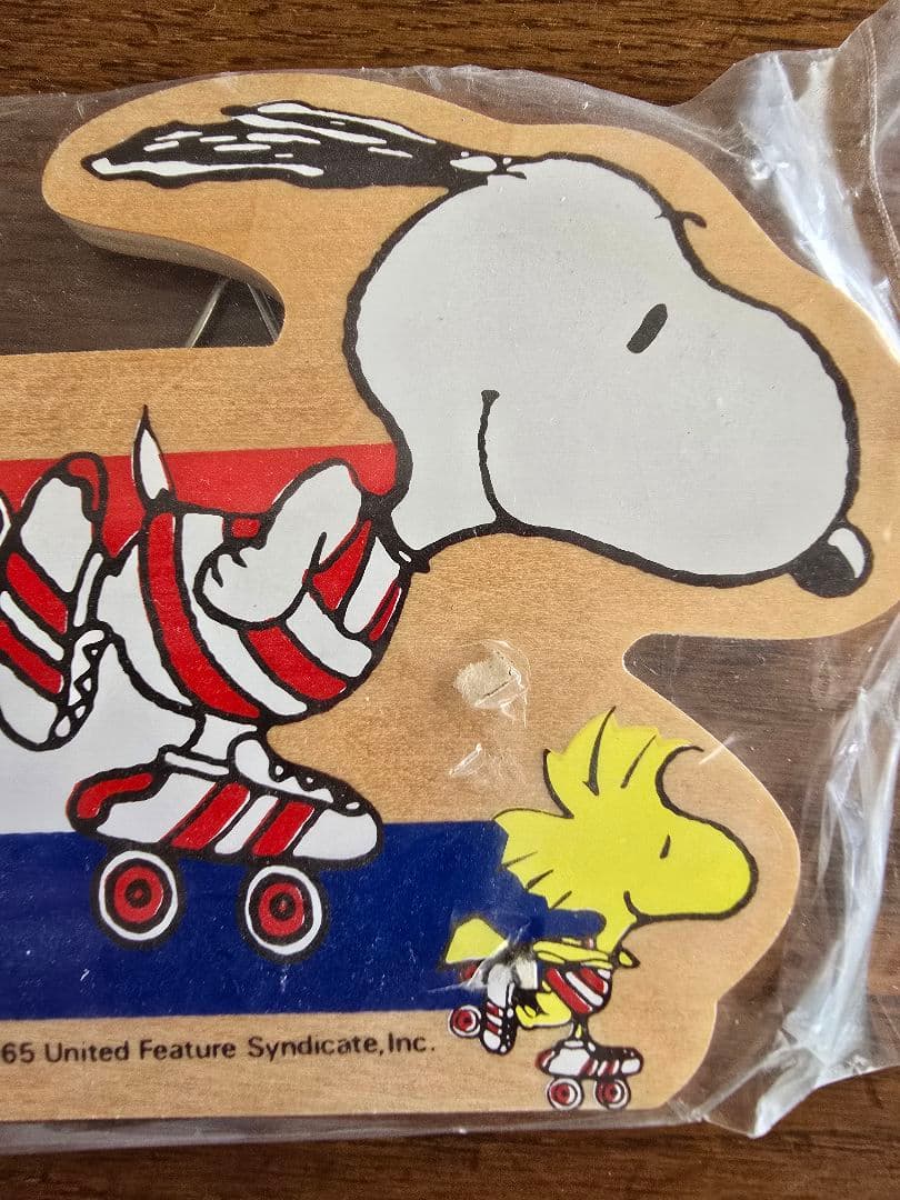 スヌーピー　木製カレンダー　2026年レア物　ビンテージ　英語