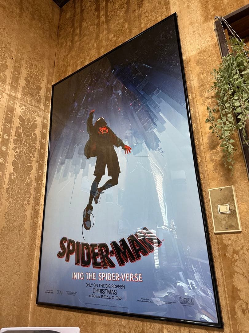 スパイダーバース　USオリジナルポスター　両面印刷　フレーム付き