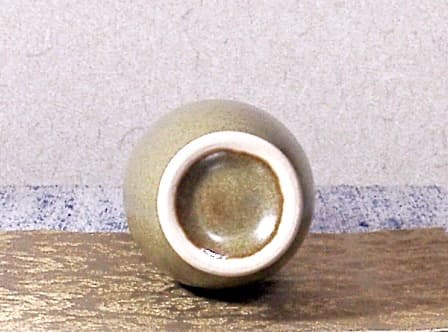 京焼・清水焼　澤村陶哉（二代）作　そば釉　花入　共箱　無傷　保証。