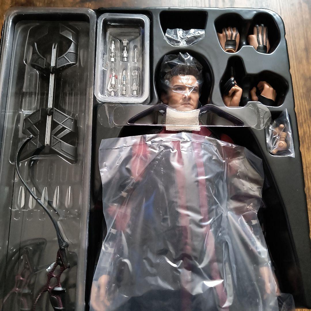 【アメコミ　フィギュア】ホークアイ アベンジャーズ　エイジ・オブ・ウルトロン