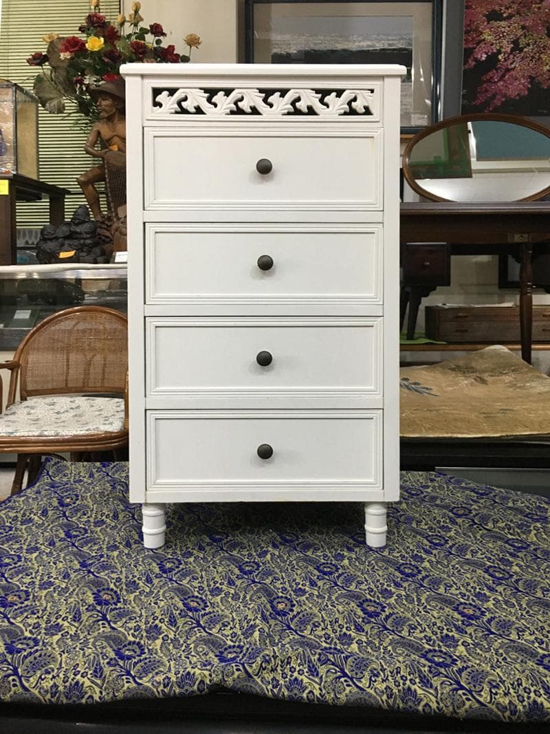 極美品！ 送料込！　 白家具　チェスト キャビネット　杉材　モデルルーム展示品！