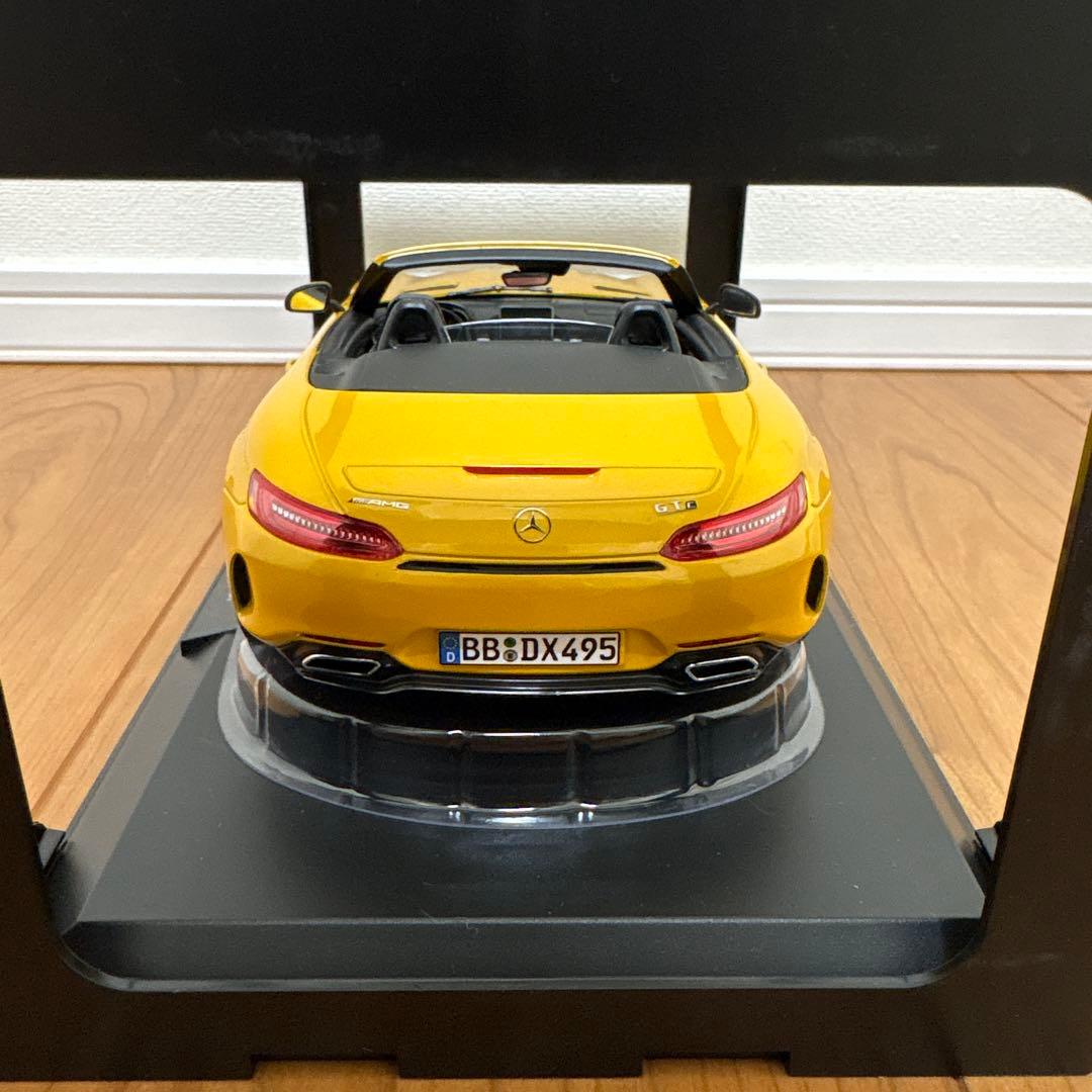 ノレブ　 AMG GT C Roadster 1/18 ミニカー　イエロー