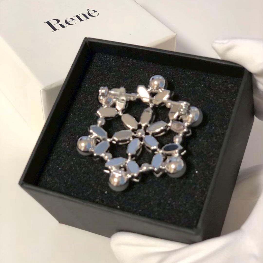 René ビジューパールブローチ
