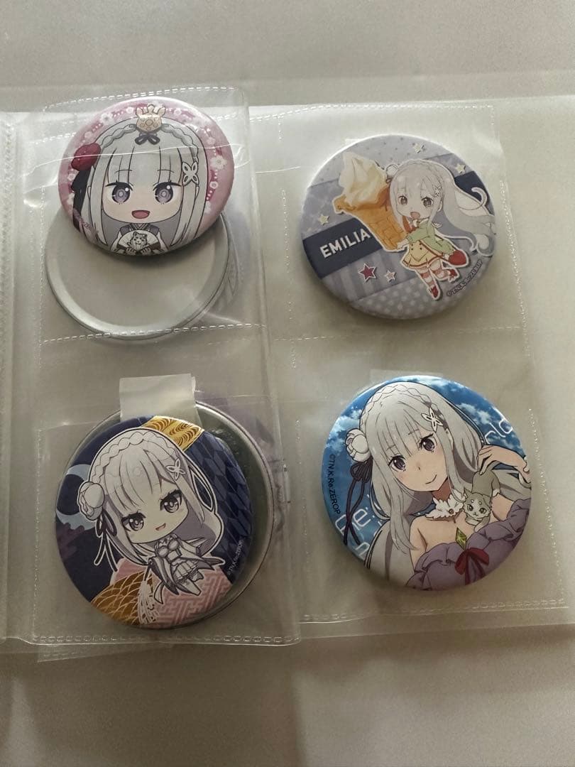 エミリア　缶バッジ79点