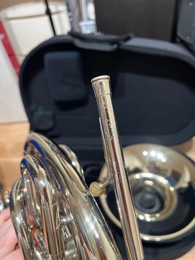 ホルトン フレンチホルン GH479 ケース付き