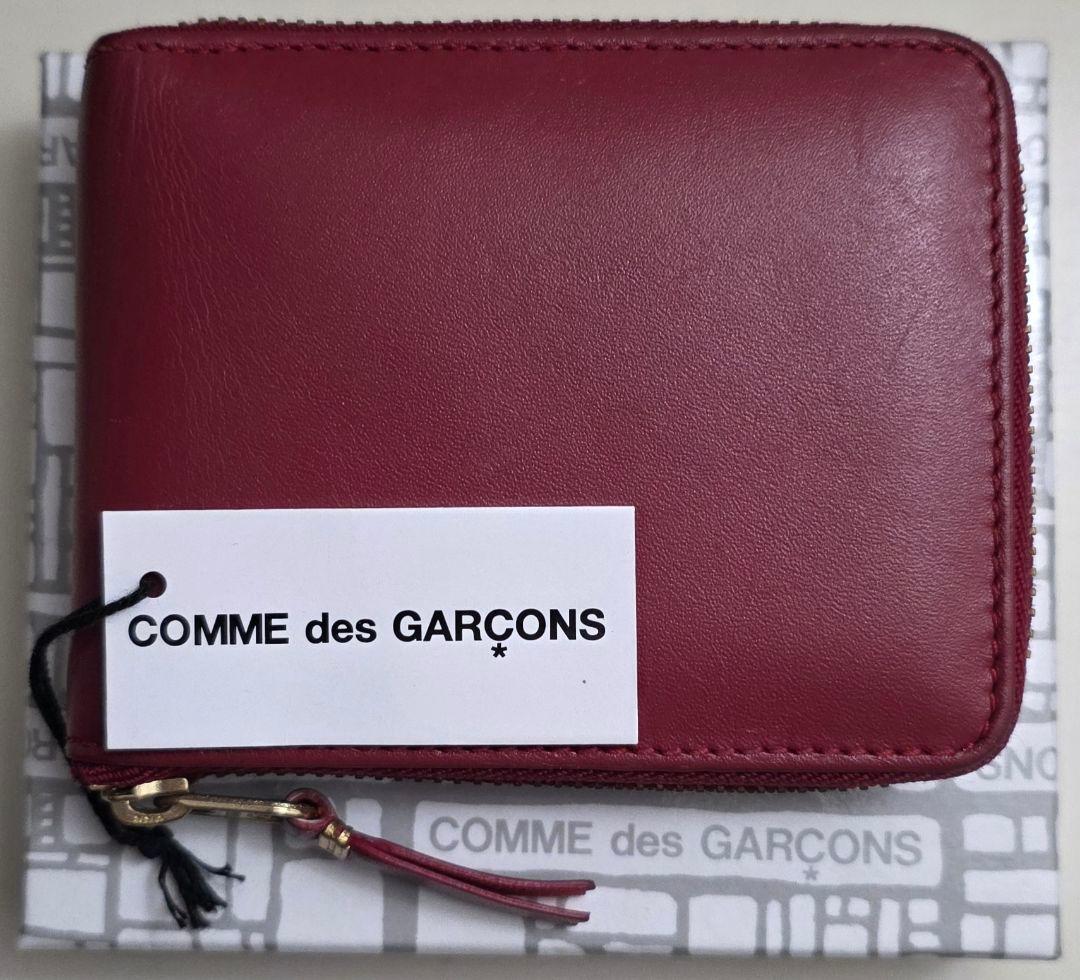 m*8様 【ほぼ未使用・箱タグ完備】コムデギャルソン SA7100 赤 コンパク