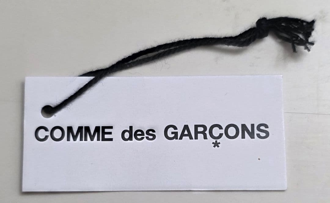 m*8様 【ほぼ未使用・箱タグ完備】コムデギャルソン SA7100 赤 コンパク