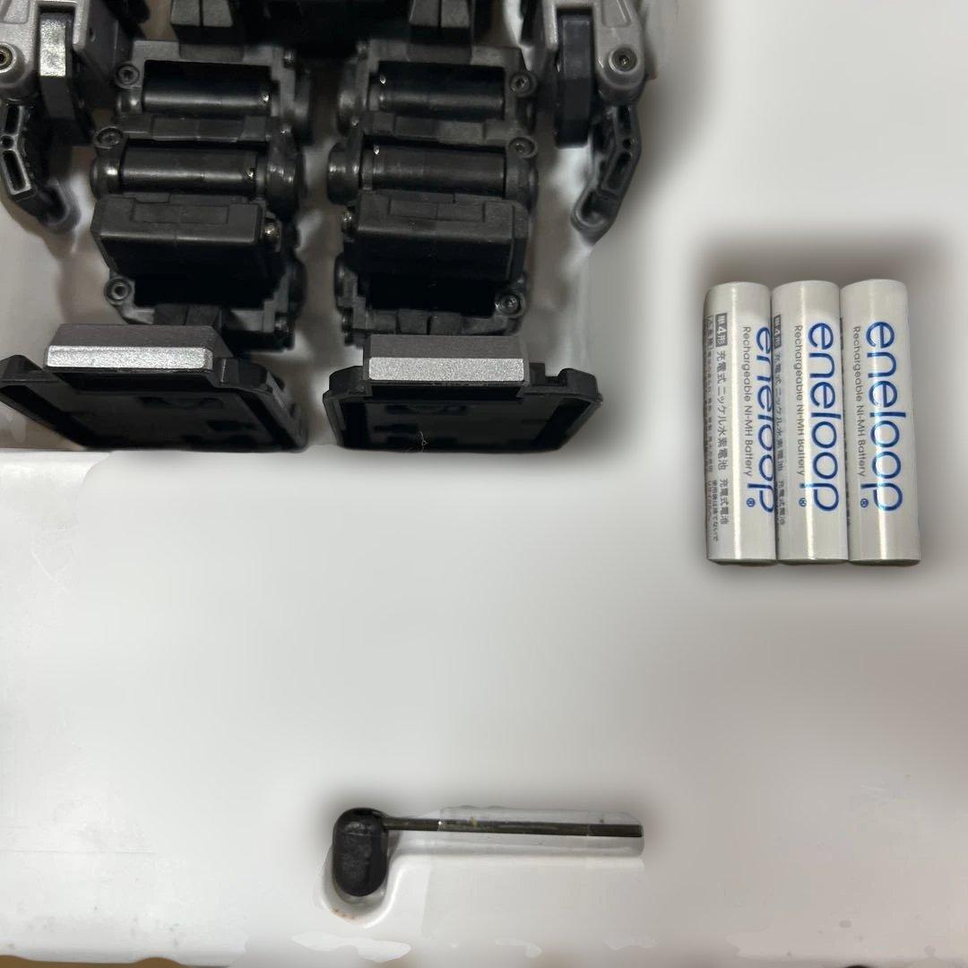 タカラトミーアーツ ヒューマノイド型2足歩行ロボット i-SOBOT ジャンク品