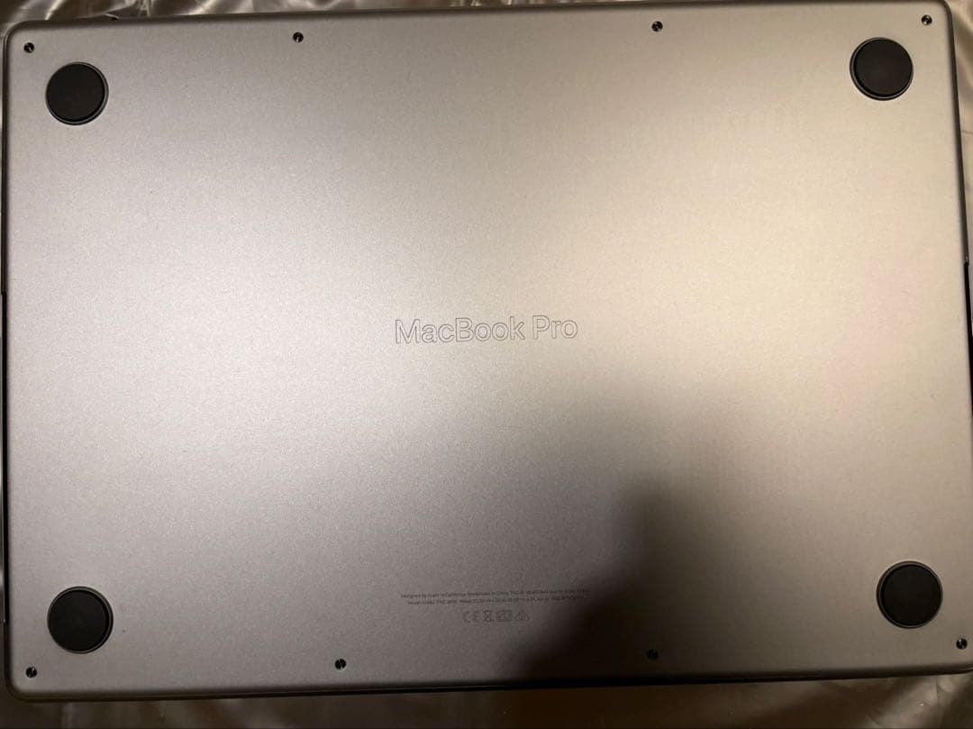 MacBook本体 Apple MacBook Pro (M1 Pro) 1TB