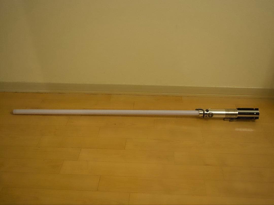 ライトセーバー　ブラックシリーズフォースfx レイ