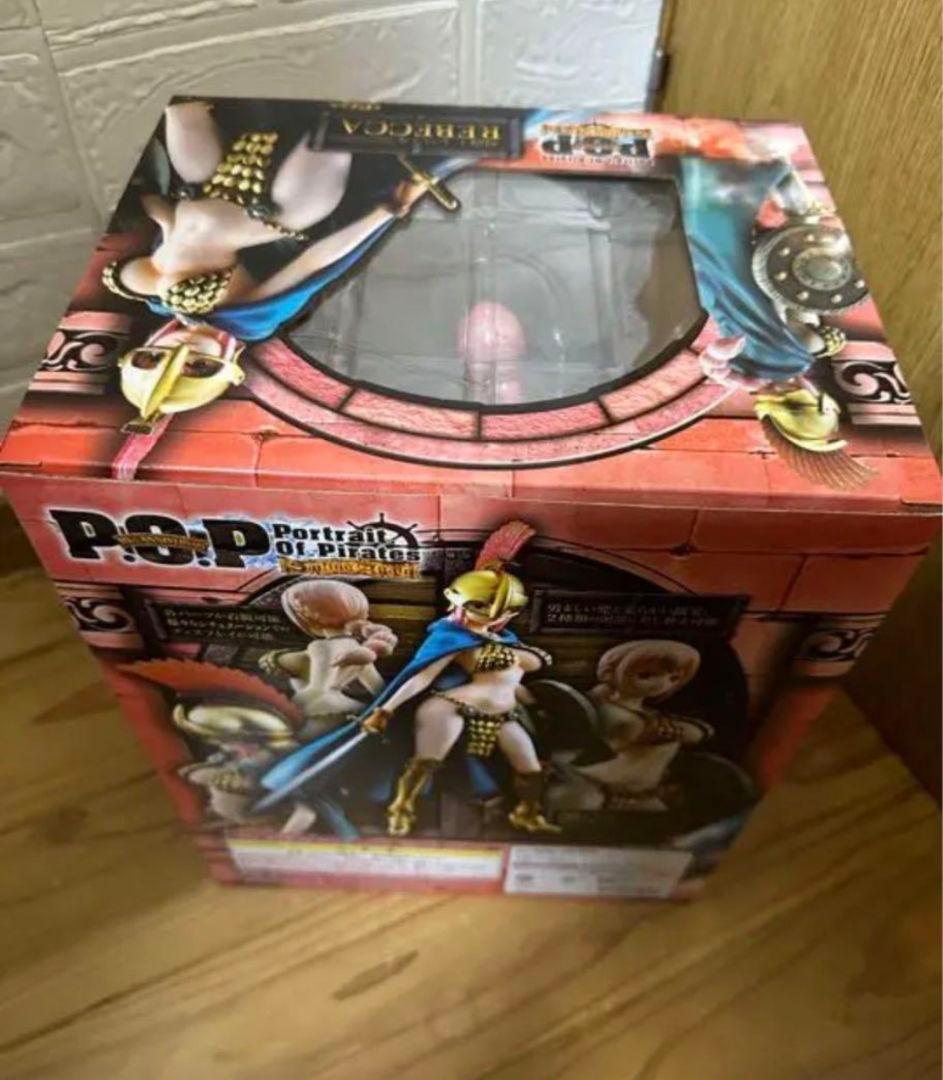 ワンピースpopフィギュア　レベッカ