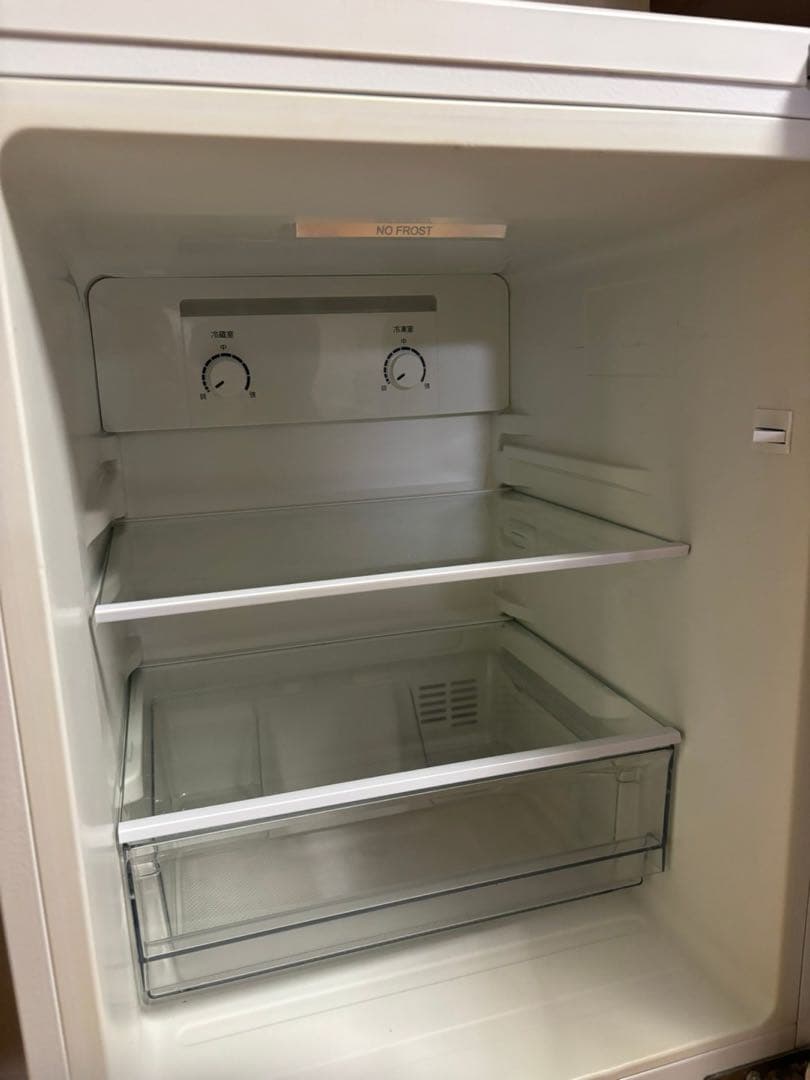 匿名配送　単身用　1人~2人暮らし　 ハイアール冷蔵庫　148ℓ ホワイト