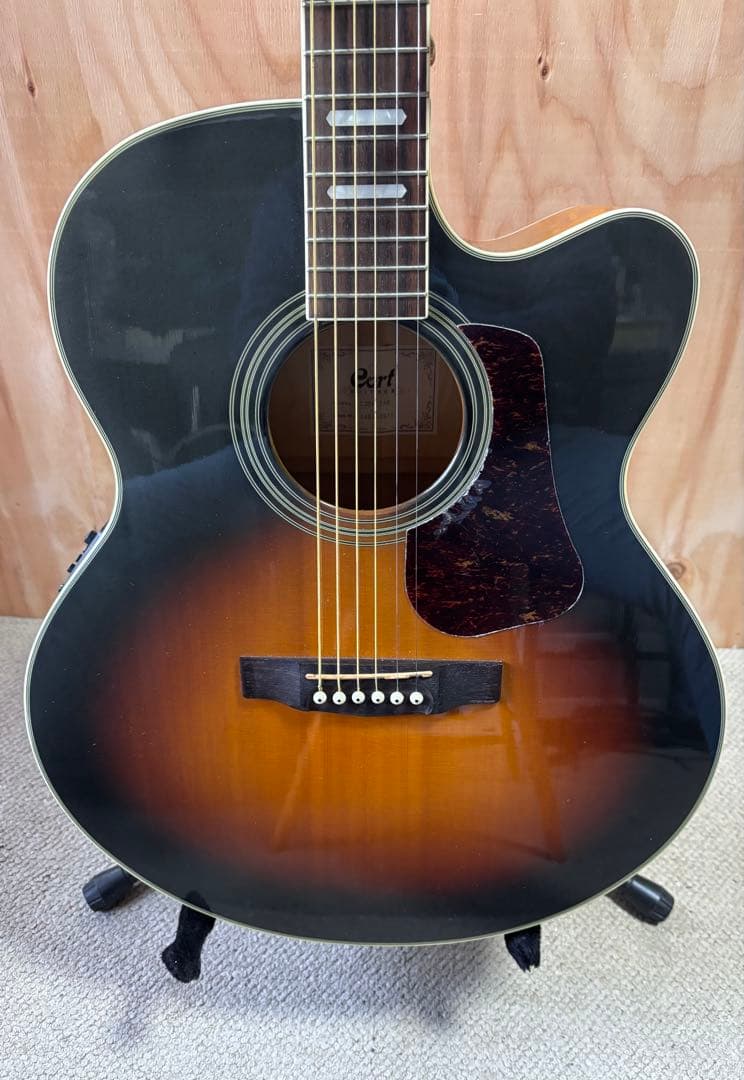 トップ単板Cort CJ3Vフレイムメイプルサイド、バック 音量大きめ 美品