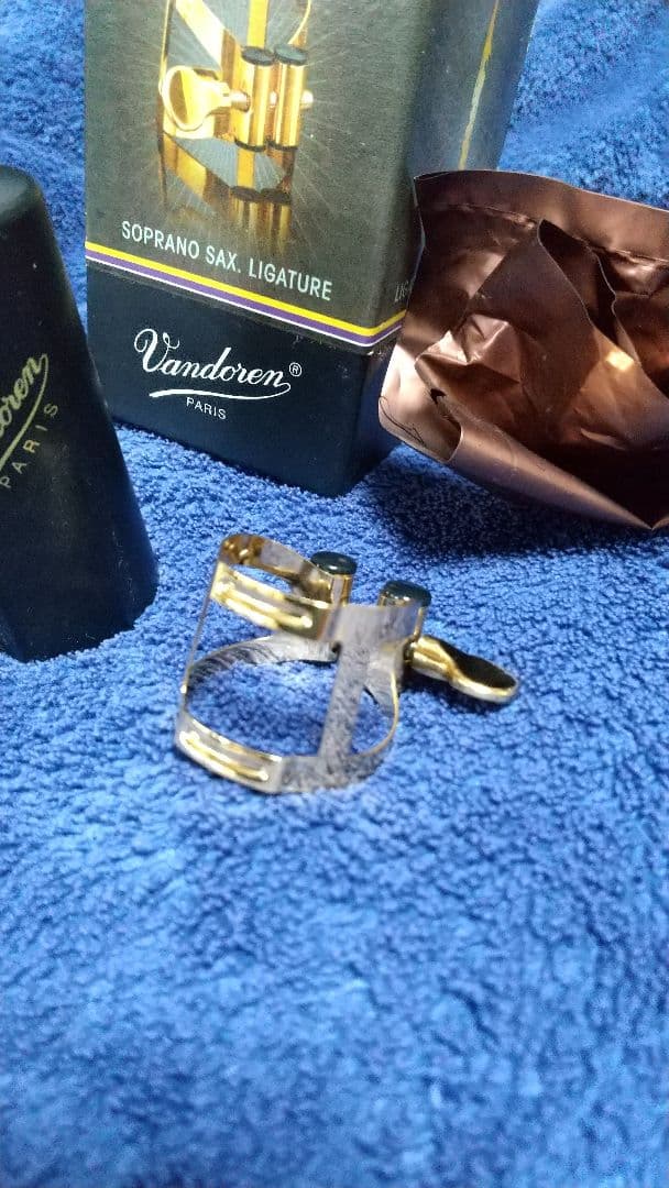 ソプラノサックス用　リガチャー　vandoren lc56dp