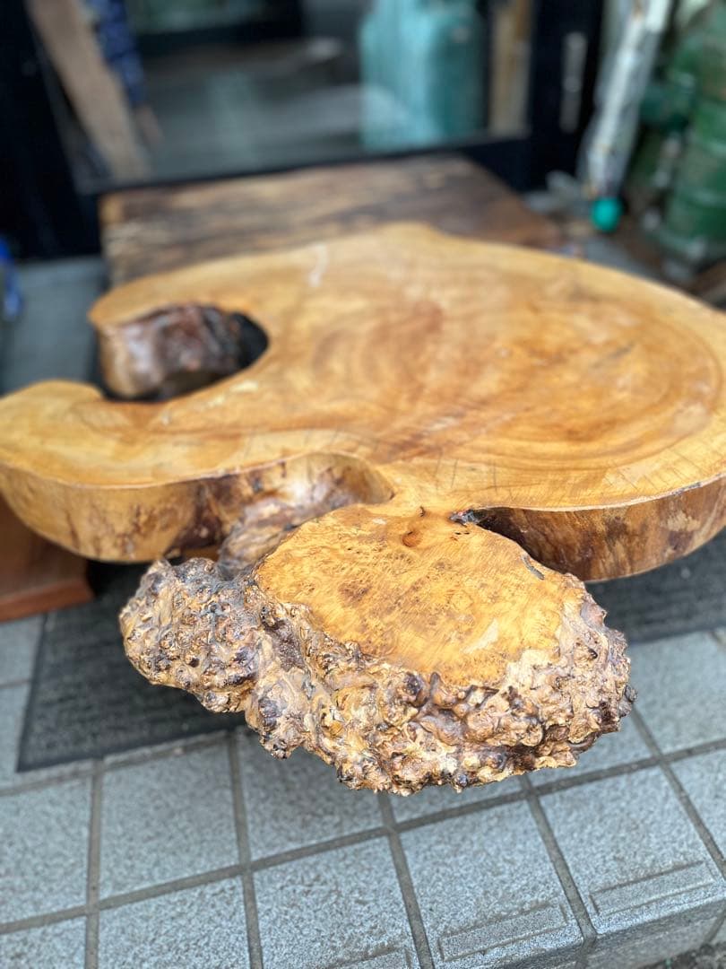 切り株座卓、木株座卓、ゴブのテーブル、鑑賞台、飾り台、タイヤ付き座卓