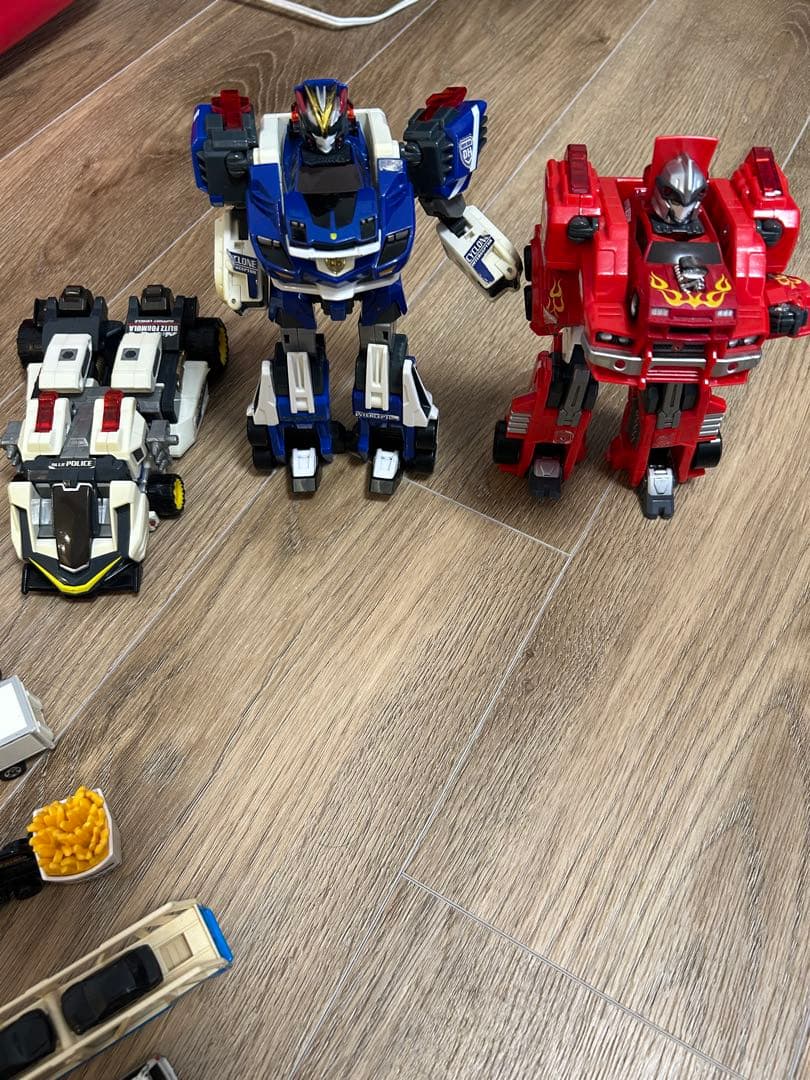 トミカ 約200台 ➕変形ロボット