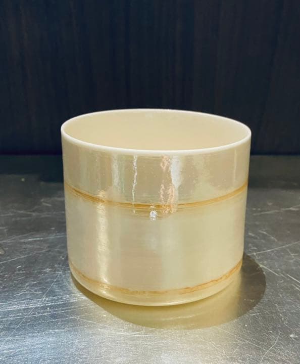 旅茶碗　半筒形　モダン　シェルのような輝き　茶箱　茶道