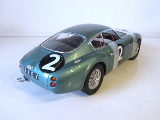 ロードシグニチャー (1/18) アストンマーチン DB4GT ザガート