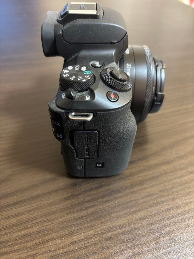 Canon／EOS Kiss M（ブラック）