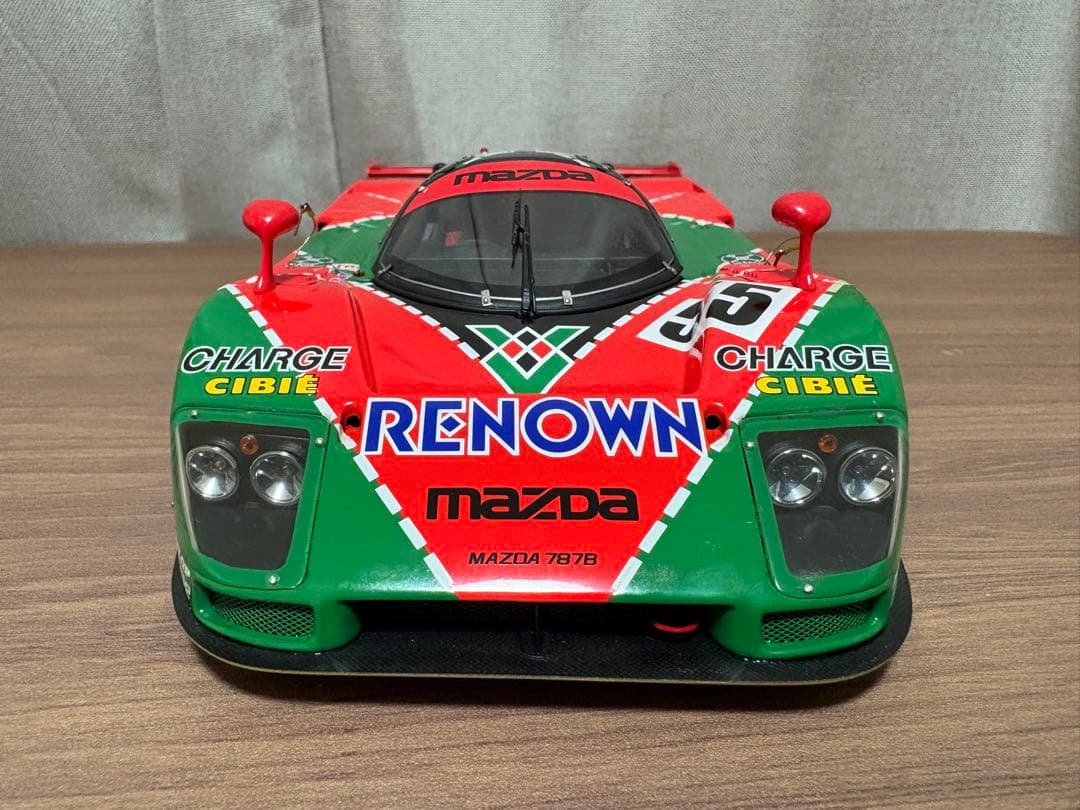 オートアート1/18 787B