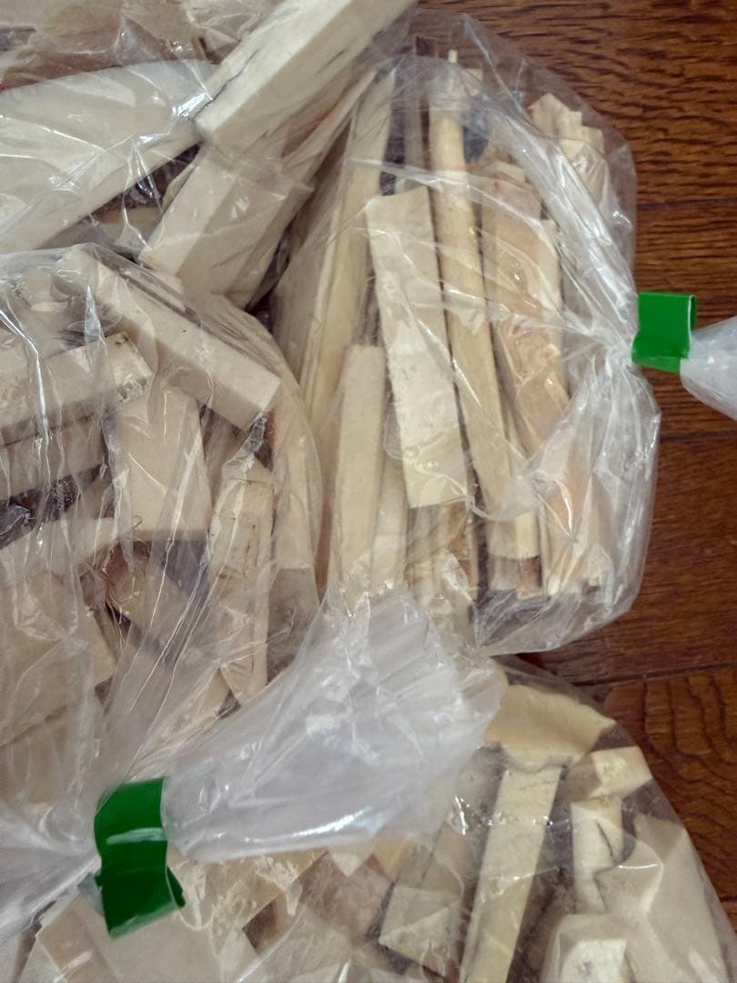 天然素材 白材 マンモス 重量2.0kg 加工用素材用 中古品 。