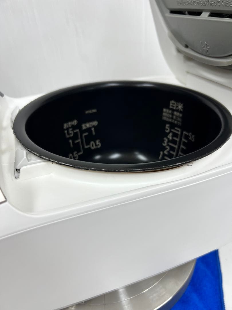 【美品】HITACHI IH炊飯器 RZ-TS105M 2023年製