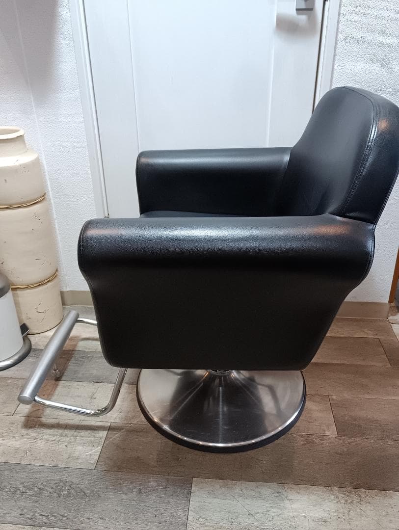 タカラベルモントスタイリングチェア①