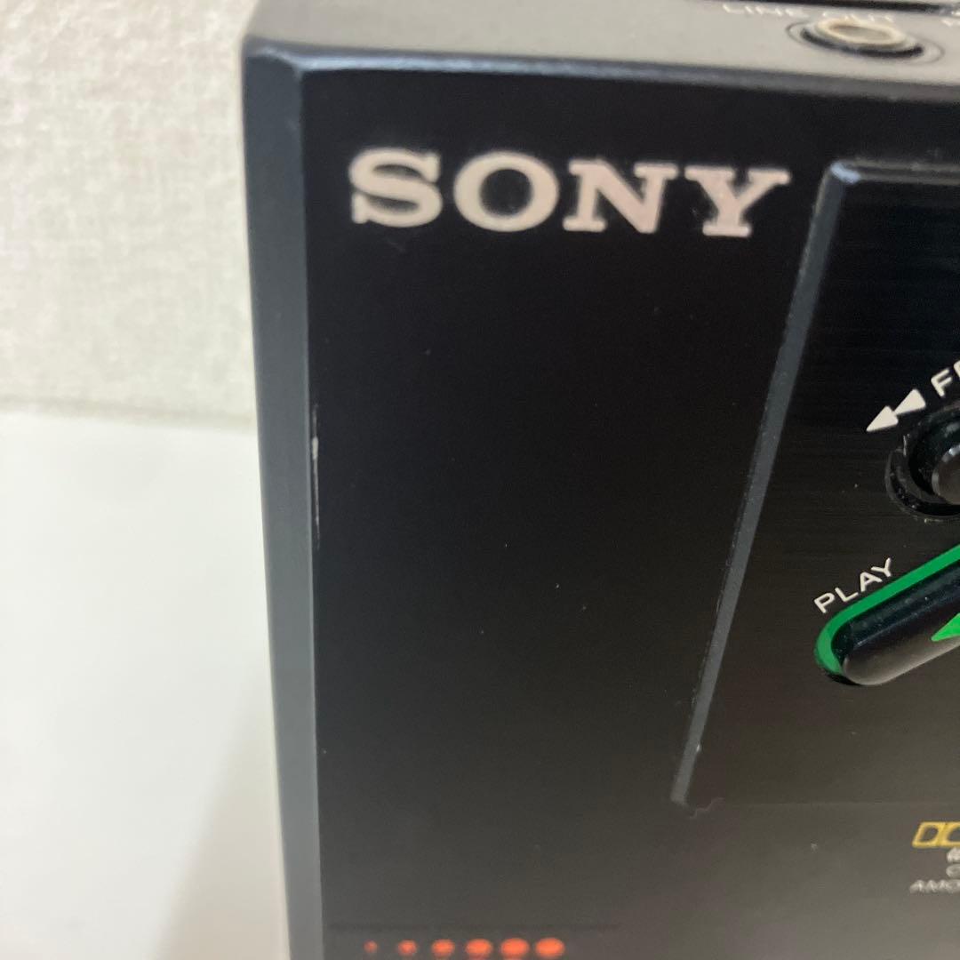 ESV027【ジャンク】SONY WALKMAN DC2 カセットプレーヤー