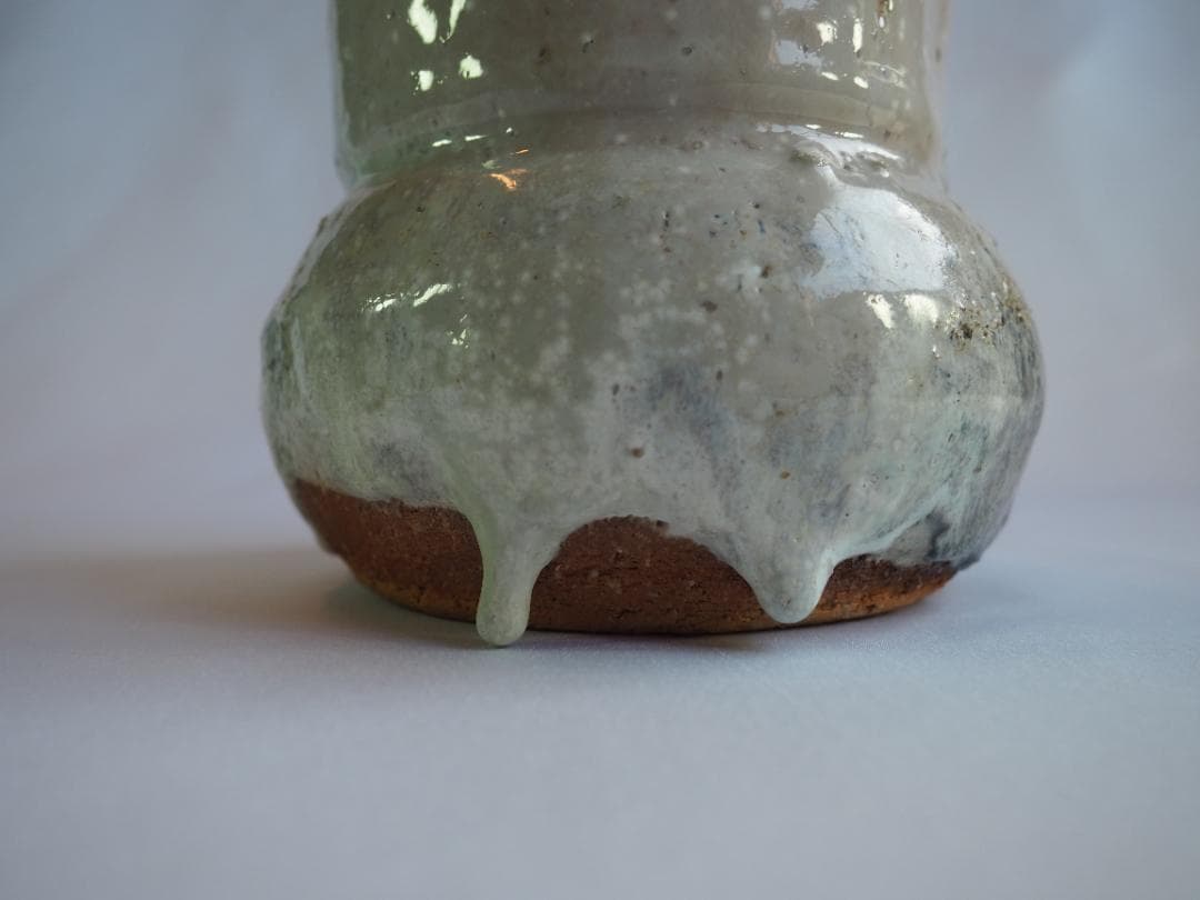 14代坂田泥華造『萩灰被耳付花入』（共箱）山口県指定無形文化財