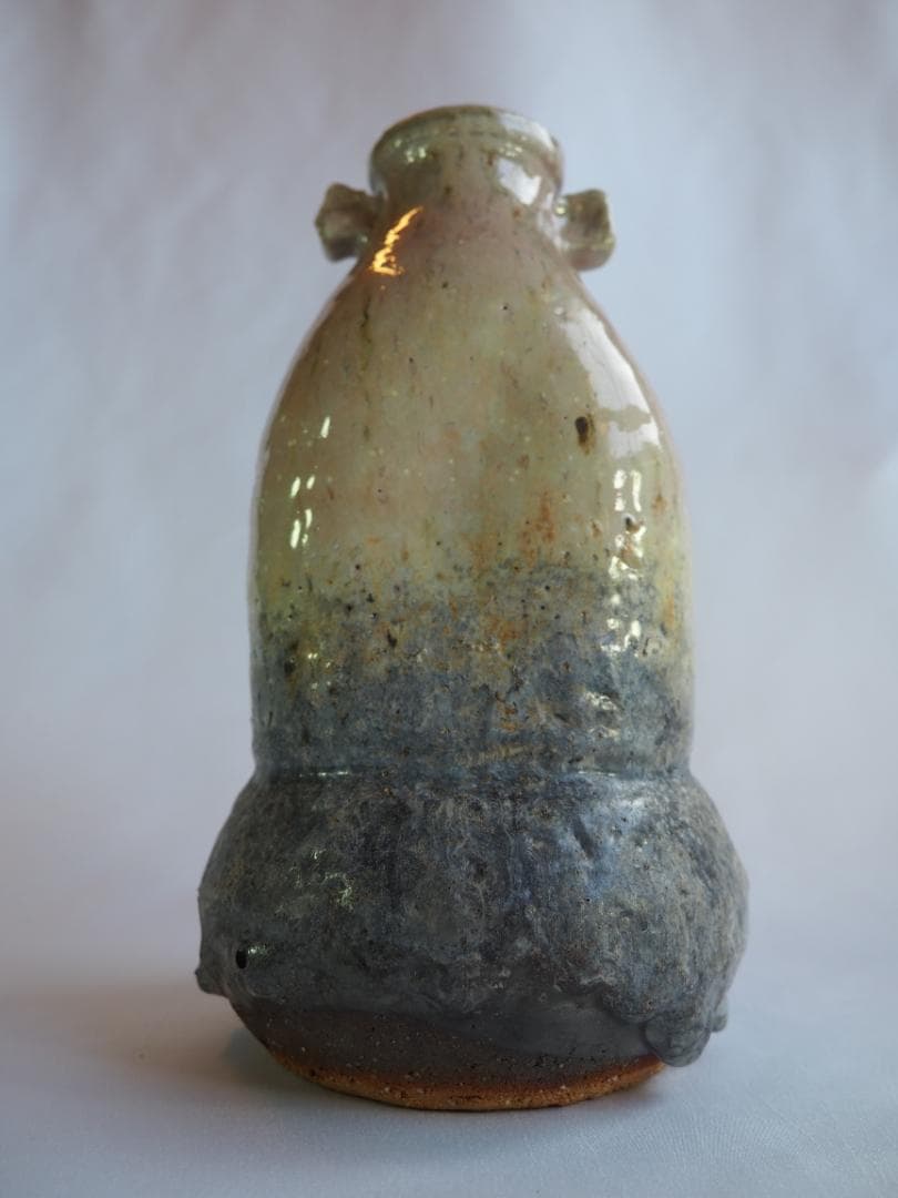 14代坂田泥華造『萩灰被耳付花入』（共箱）山口県指定無形文化財