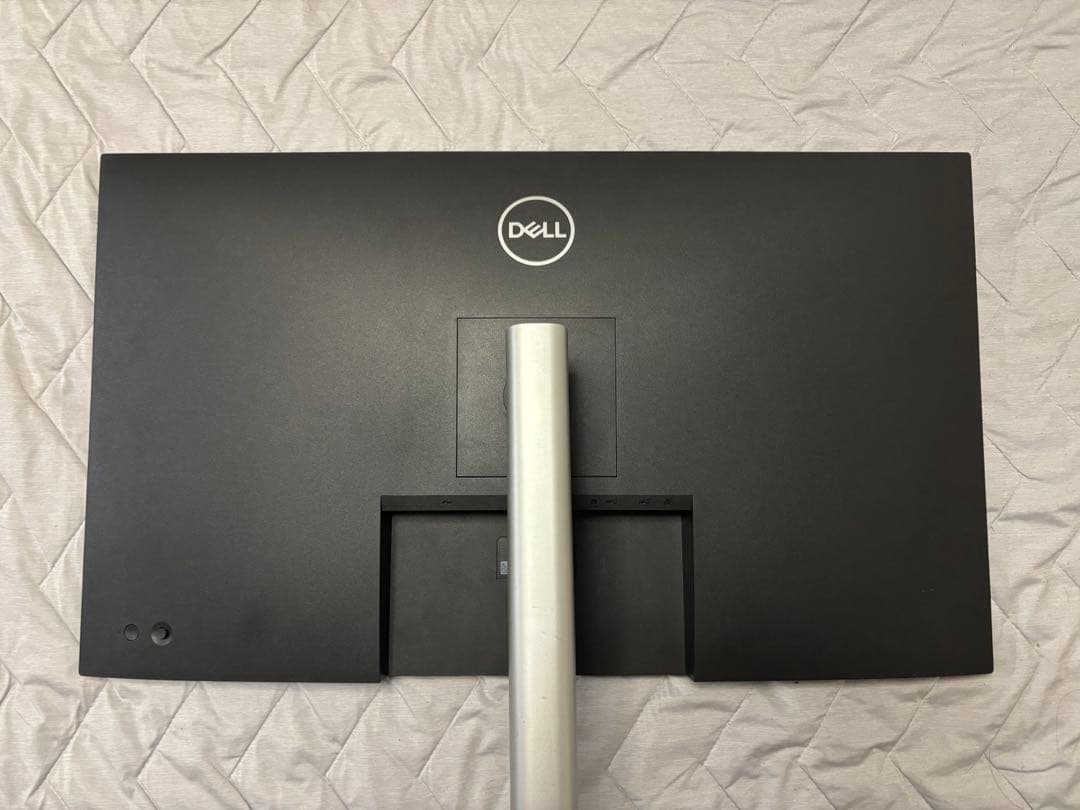 【Vanilla】DELL 4k 32インチ p3222qe ハブモニター