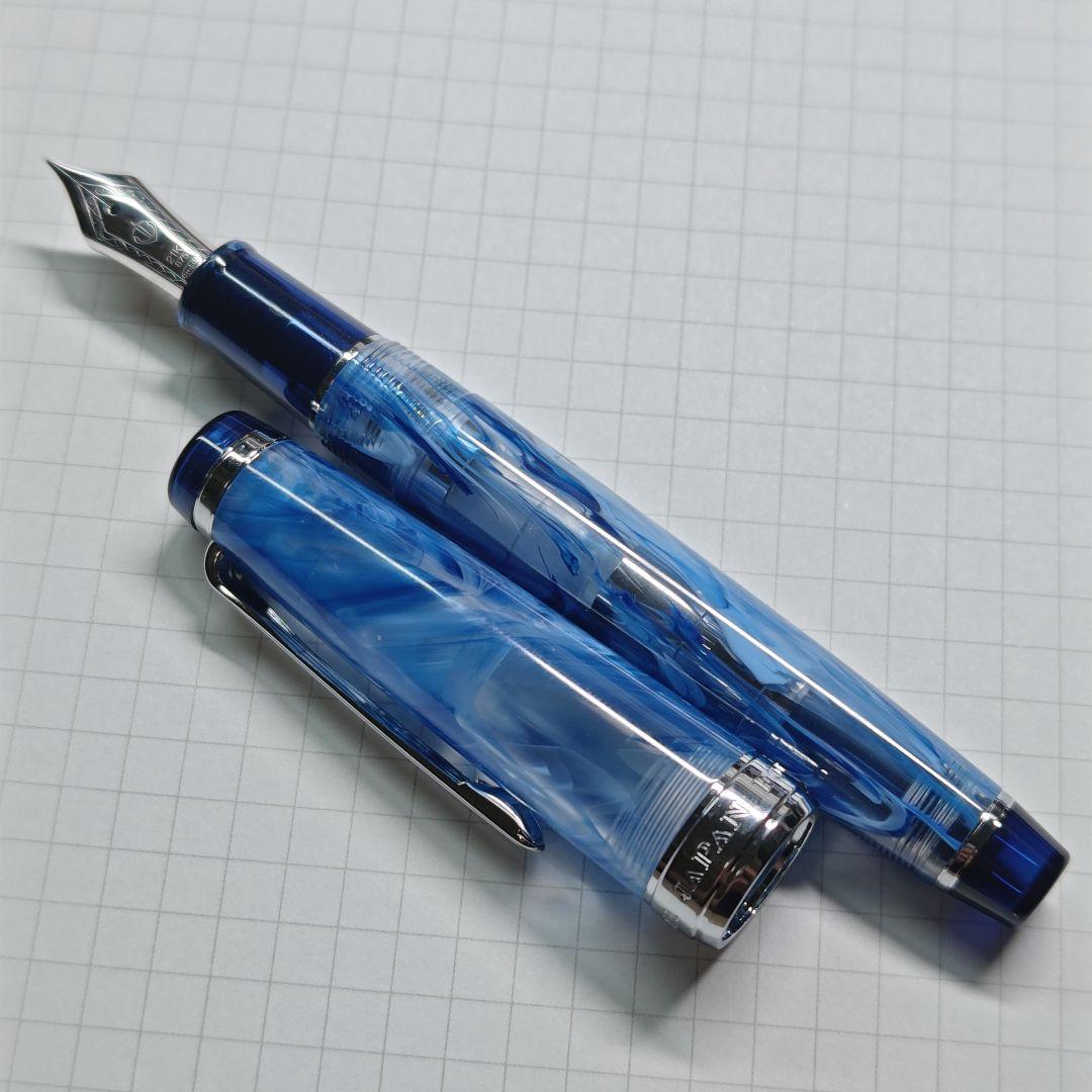 【極美品】セーラー万年筆 ヴェイリオ ブルー MF(中細字)