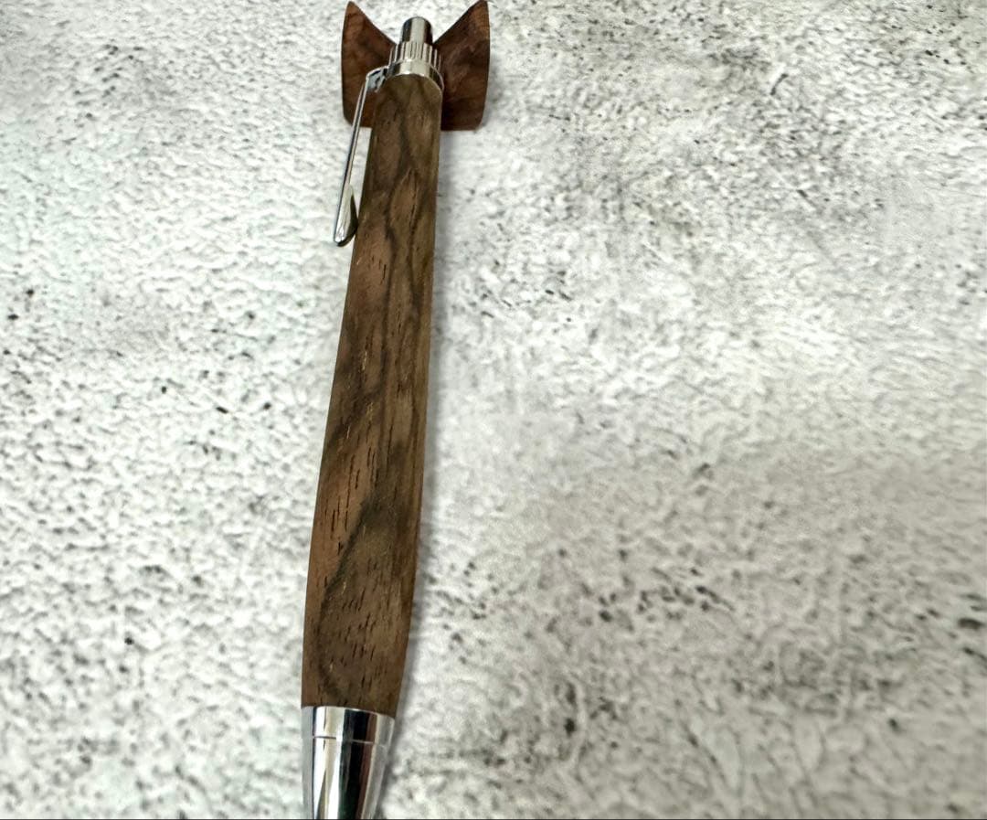 ☆金木犀さん 黒柿孔雀杢 新品 ボールペン ☆