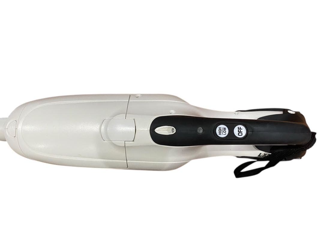 ★makita 充電式クリーナ CL182FD