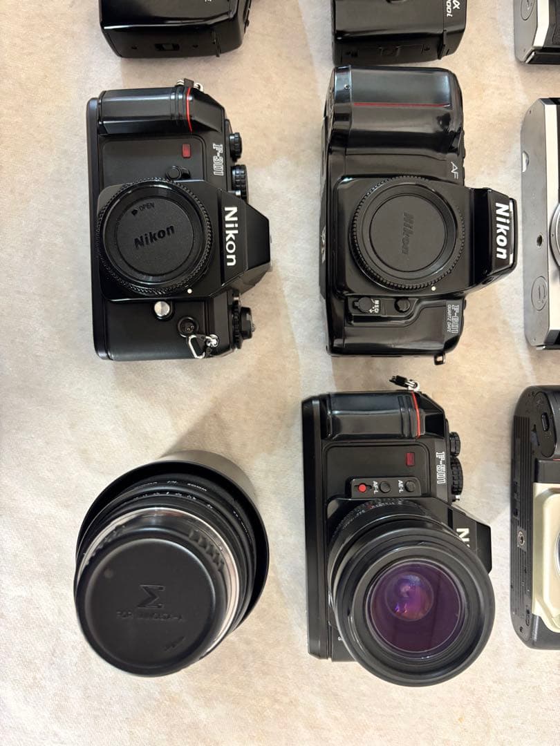 Nikon フィルム一眼レフカメラ8台セット、ジャンク品