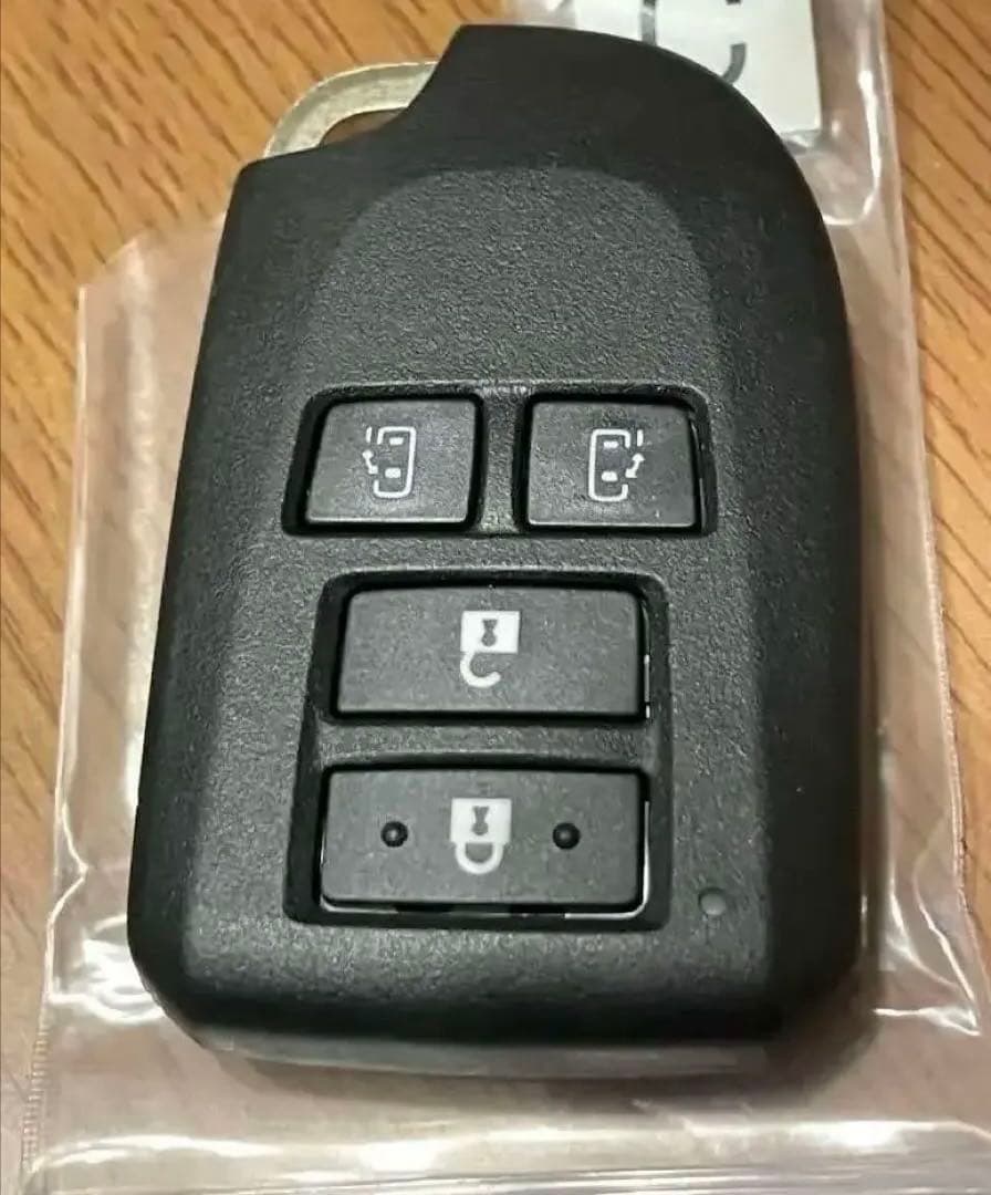 トヨタ　純正　ハイエースバンスーパーGL スマートキー