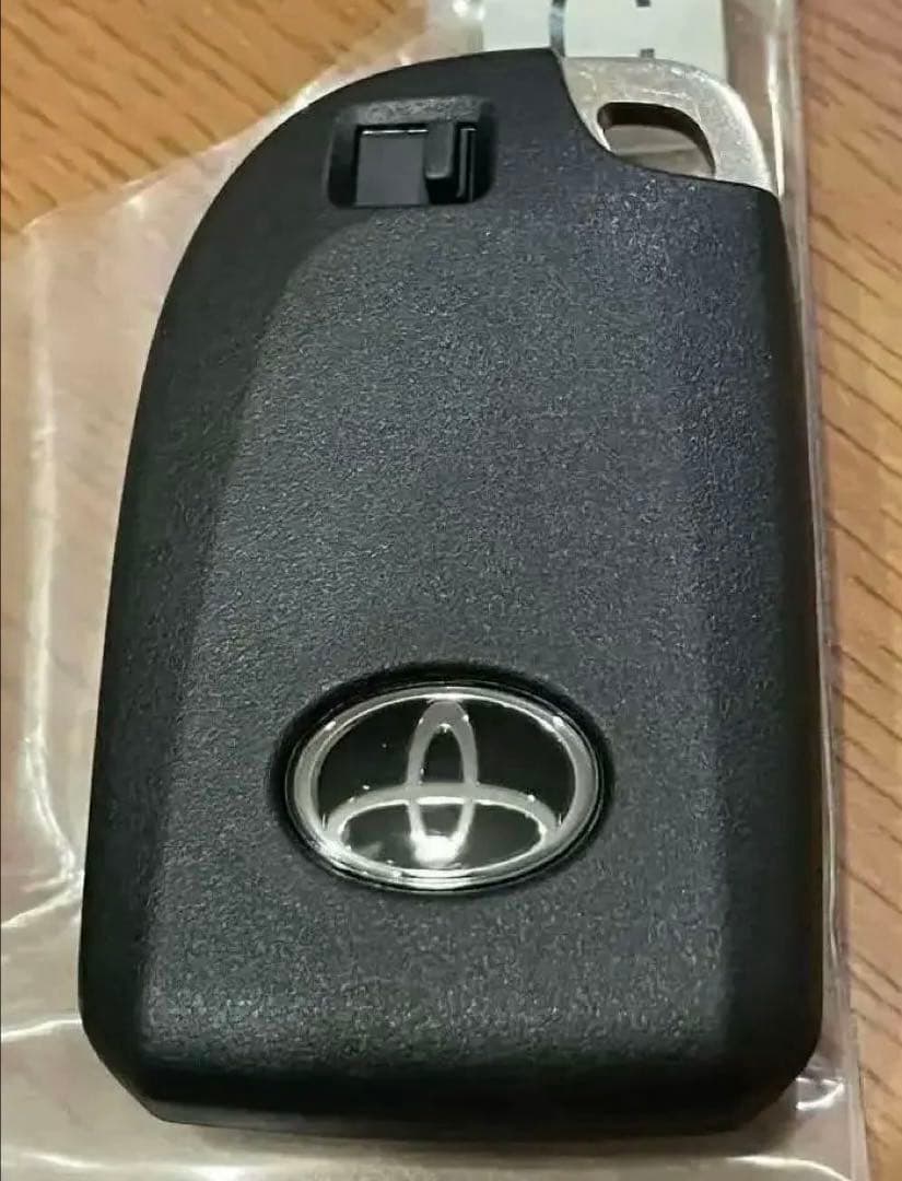 トヨタ　純正　ハイエースバンスーパーGL スマートキー