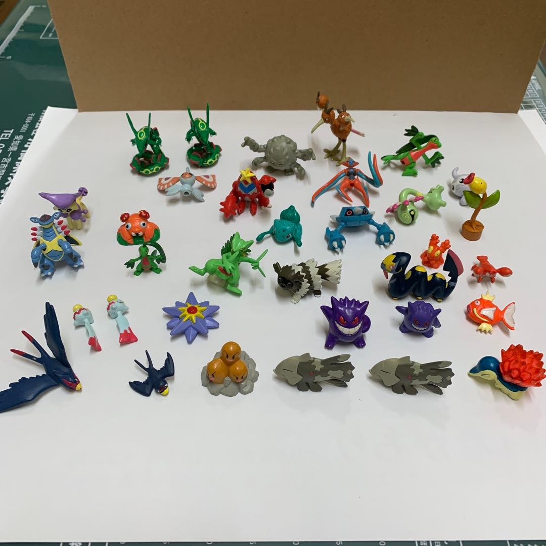 ポケモン　ガチャガチャ　レアなフィギュアセット 34体