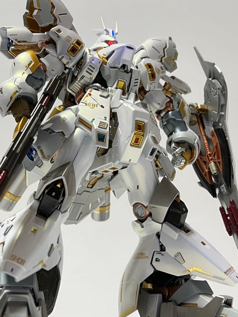ガンプラ RG 1/144 サザビー 塗装完成品