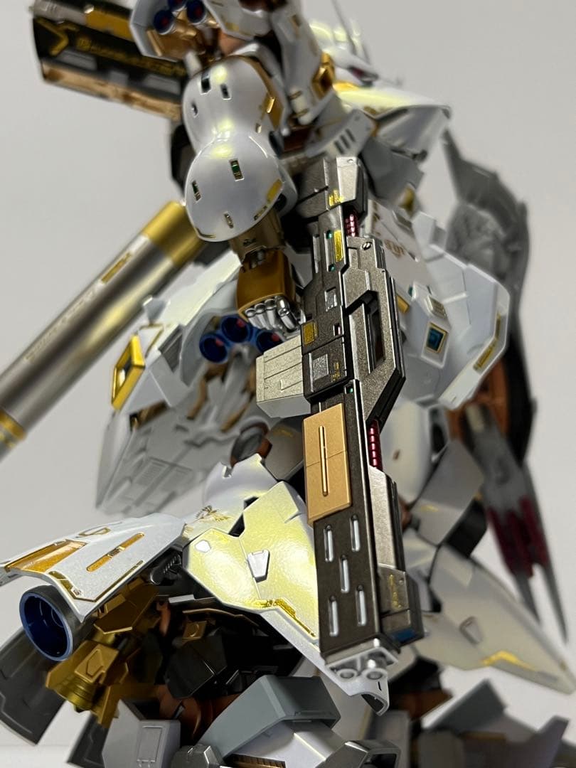 ガンプラ RG 1/144 サザビー 塗装完成品